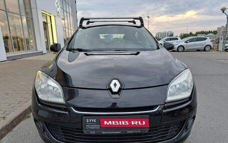 Renault Megane III, 2013 год, 947 000 рублей, 2 фотография