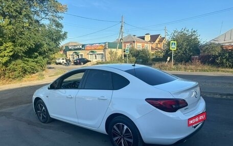 Opel Astra J, 2014 год, 870 000 рублей, 8 фотография