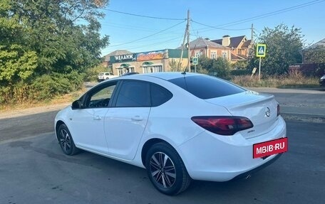 Opel Astra J, 2014 год, 870 000 рублей, 9 фотография