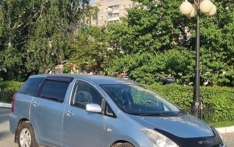 Toyota Wish II, 2004 год, 945 000 рублей, 2 фотография