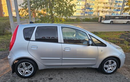 Mitsubishi Colt VI рестайлинг, 2006 год, 600 000 рублей, 4 фотография