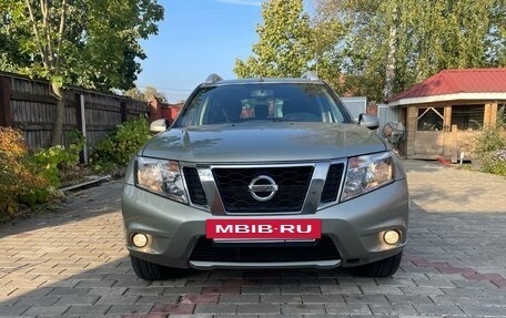 Nissan Terrano III, 2014 год, 1 305 000 рублей, 2 фотография