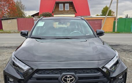 Toyota RAV4, 2024 год, 3 595 000 рублей, 2 фотография