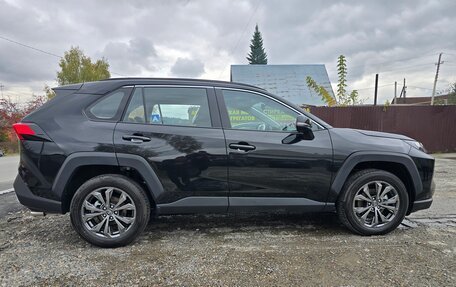 Toyota RAV4, 2024 год, 3 595 000 рублей, 6 фотография