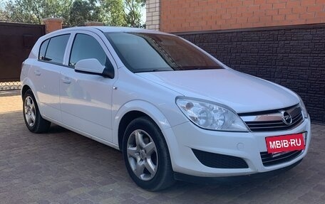 Opel Astra H, 2011 год, 760 000 рублей, 2 фотография