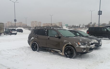 Mitsubishi Outlander III рестайлинг 3, 2011 год, 1 500 088 рублей, 3 фотография