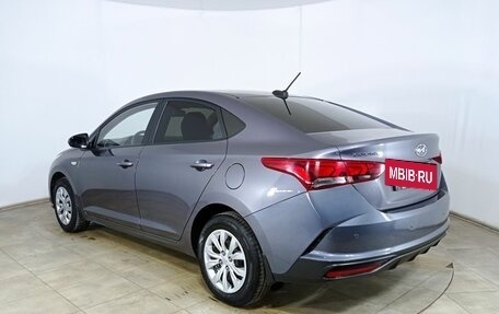 Hyundai Solaris II рестайлинг, 2022 год, 1 870 000 рублей, 7 фотография