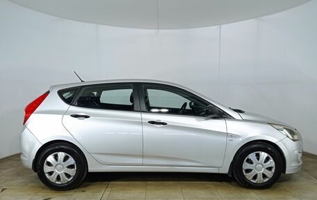 Hyundai Solaris II рестайлинг, 2015 год, 1 120 000 рублей, 4 фотография