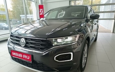 Volkswagen T-Roc I, 2019 год, 3 190 000 рублей, 1 фотография