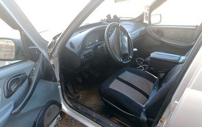 Chevrolet Niva I рестайлинг, 2004 год, 500 000 рублей, 1 фотография