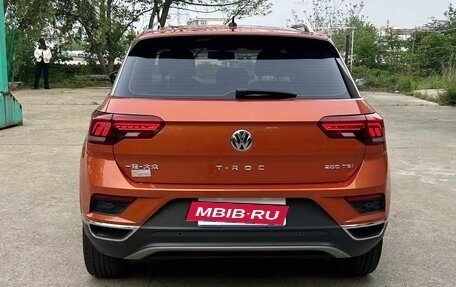 Volkswagen T-Roc I, 2020 год, 1 950 000 рублей, 6 фотография