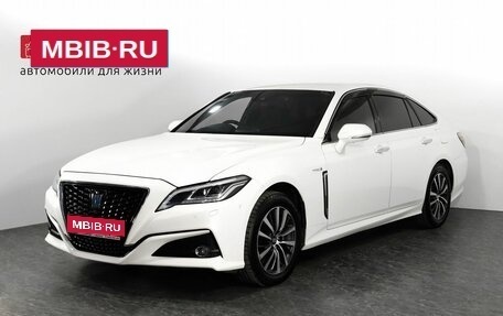 Toyota Crown, 2018 год, 3 298 000 рублей, 1 фотография