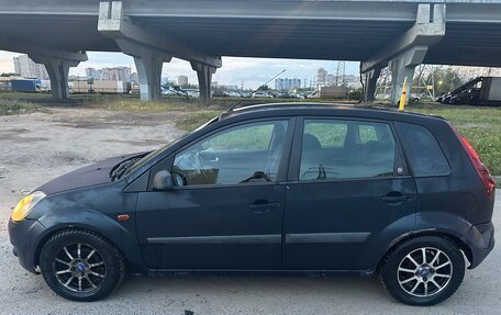 Ford Fiesta, 2006 год, 260 000 рублей, 2 фотография