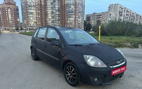 Ford Fiesta, 2006 год, 260 000 рублей, 4 фотография