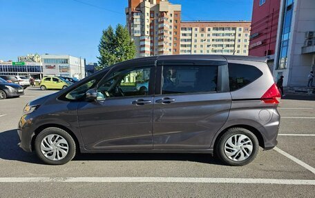 Honda Freed II, 2019 год, 1 970 000 рублей, 3 фотография