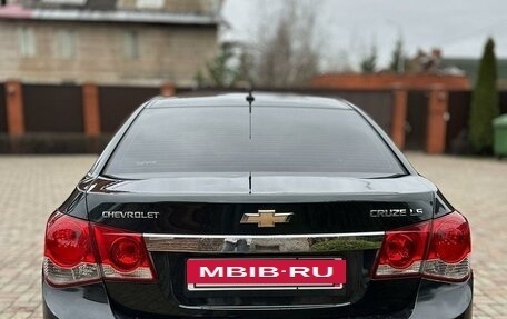 Chevrolet Cruze II, 2011 год, 900 000 рублей, 4 фотография