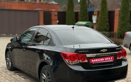 Chevrolet Cruze II, 2011 год, 900 000 рублей, 6 фотография