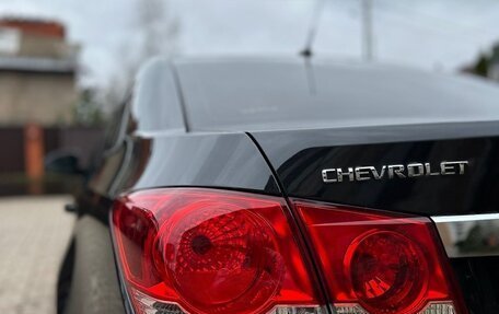 Chevrolet Cruze II, 2011 год, 900 000 рублей, 17 фотография