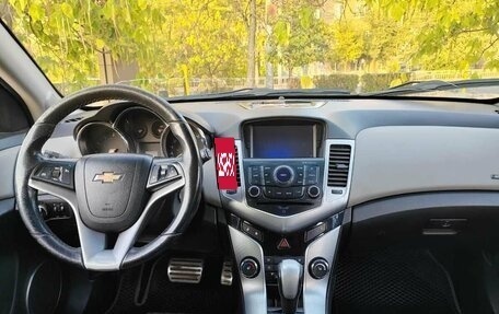 Chevrolet Cruze II, 2012 год, 870 000 рублей, 10 фотография