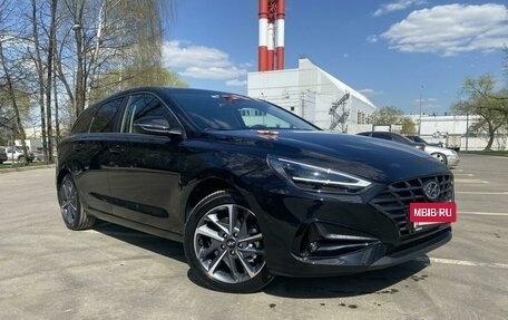 Hyundai i30 III, 2022 год, 1 950 000 рублей, 4 фотография