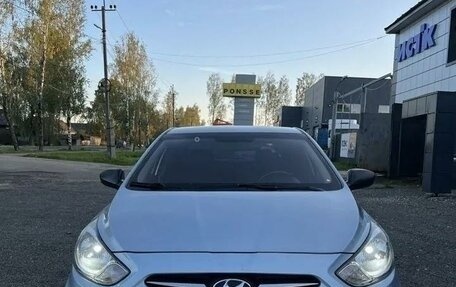 Hyundai Solaris II рестайлинг, 2011 год, 749 000 рублей, 2 фотография