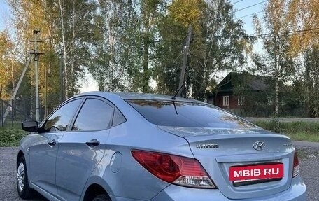 Hyundai Solaris II рестайлинг, 2011 год, 749 000 рублей, 6 фотография