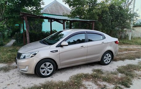 KIA Rio III рестайлинг, 2013 год, 930 000 рублей, 3 фотография