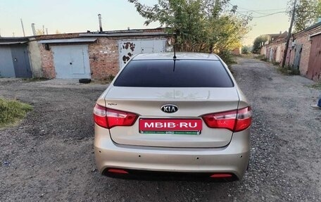 KIA Rio III рестайлинг, 2013 год, 930 000 рублей, 11 фотография