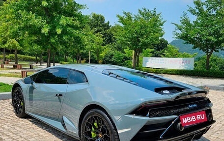 Lamborghini Huracán, 2021 год, 22 500 000 рублей, 2 фотография