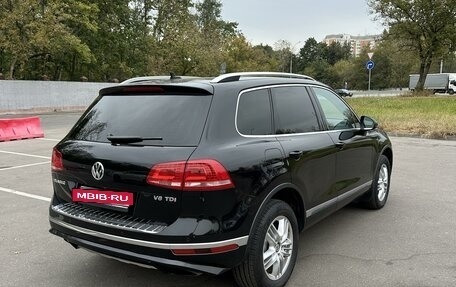 Volkswagen Touareg III, 2015 год, 2 590 000 рублей, 3 фотография