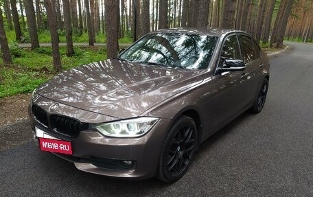 BMW 3 серия, 2012 год, 1 926 000 рублей, 3 фотография