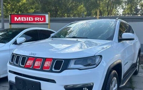 Jeep Compass II, 2019 год, 1 800 000 рублей, 1 фотография