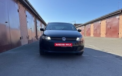 Volkswagen Polo VI (EU Market), 2014 год, 700 000 рублей, 1 фотография