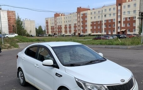 KIA Rio III рестайлинг, 2013 год, 770 000 рублей, 2 фотография