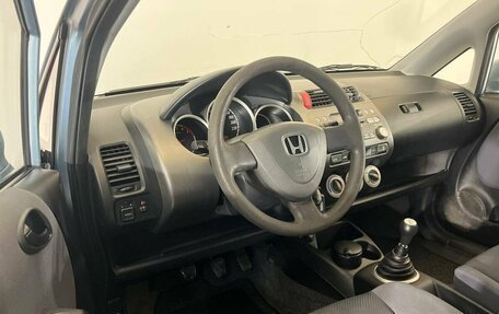 Honda Jazz I рестайлинг, 2004 год, 560 000 рублей, 9 фотография