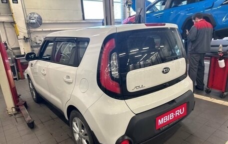 KIA Soul II рестайлинг, 2016 год, 1 447 000 рублей, 6 фотография