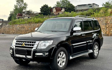 Mitsubishi Pajero IV, 2020 год, 3 690 000 рублей, 1 фотография