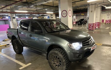 Mitsubishi L200 IV рестайлинг, 2010 год, 1 700 000 рублей, 2 фотография