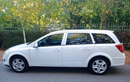 Opel Astra H, 2011 год, 685 000 рублей, 2 фотография