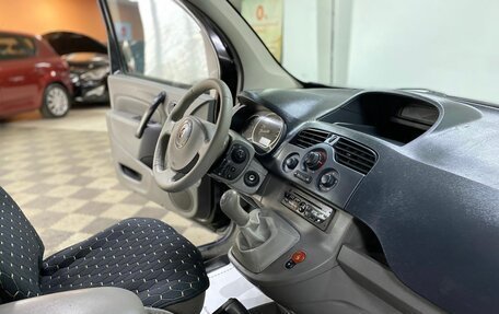 Renault Kangoo II рестайлинг, 2011 год, 869 000 рублей, 5 фотография