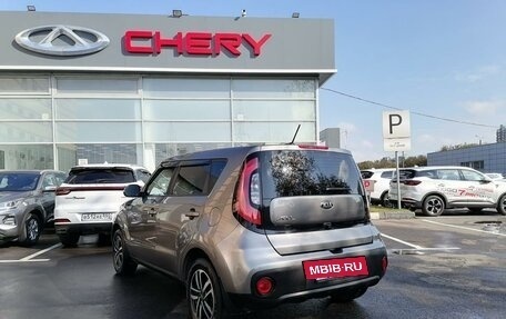 KIA Soul II рестайлинг, 2017 год, 1 447 000 рублей, 7 фотография