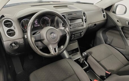 Volkswagen Tiguan I, 2011 год, 1 099 000 рублей, 14 фотография