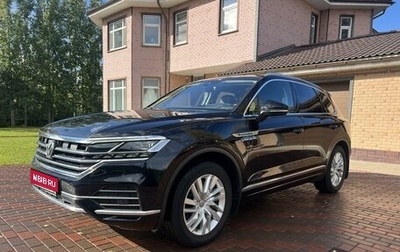 Volkswagen Touareg III, 2019 год, 5 299 000 рублей, 1 фотография