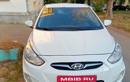 Hyundai Solaris II рестайлинг, 2012 год, 565 000 рублей, 6 фотография