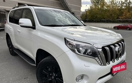 Toyota Land Cruiser Prado 150 рестайлинг 2, 2014 год, 4 200 000 рублей, 5 фотография