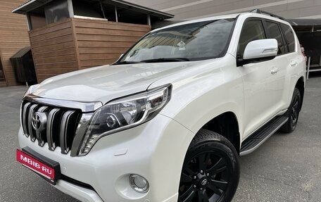 Toyota Land Cruiser Prado 150 рестайлинг 2, 2014 год, 4 200 000 рублей, 3 фотография