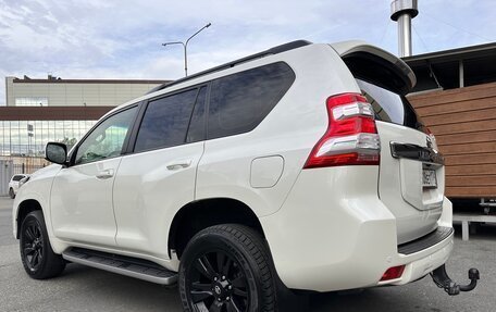 Toyota Land Cruiser Prado 150 рестайлинг 2, 2014 год, 4 200 000 рублей, 10 фотография