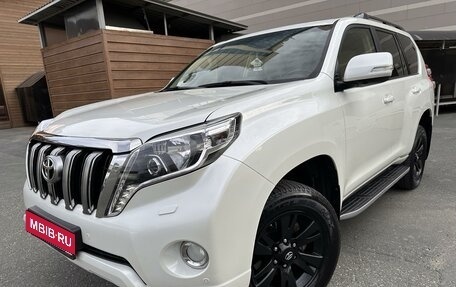 Toyota Land Cruiser Prado 150 рестайлинг 2, 2014 год, 4 200 000 рублей, 7 фотография