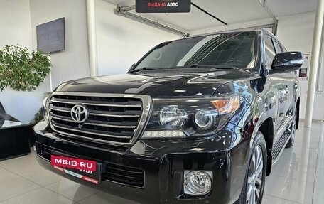 Toyota Land Cruiser 200, 2014 год, 4 940 000 рублей, 3 фотография