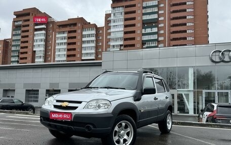 Chevrolet Niva I рестайлинг, 2018 год, 965 000 рублей, 1 фотография